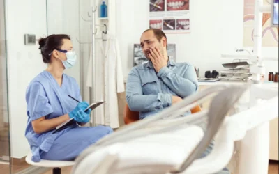 El impacto del tabaco en la salud bucodental: más allá de las manchas